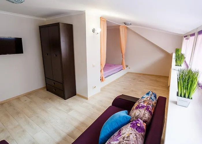 Furmanska 3 Mansarda * リヴィウ